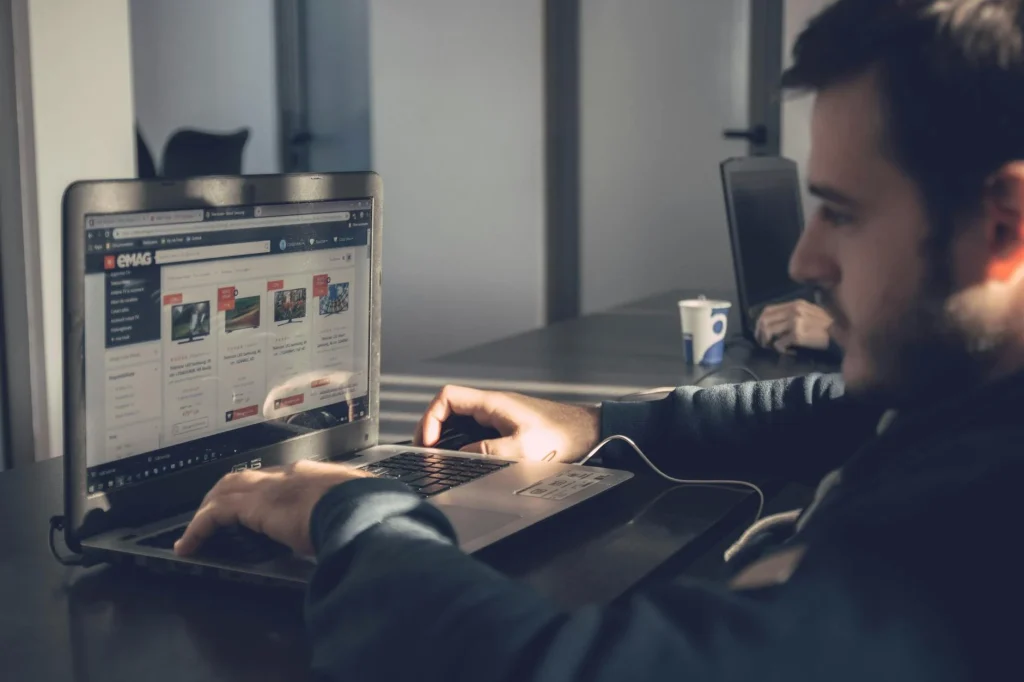 Business Website Laptop Business
